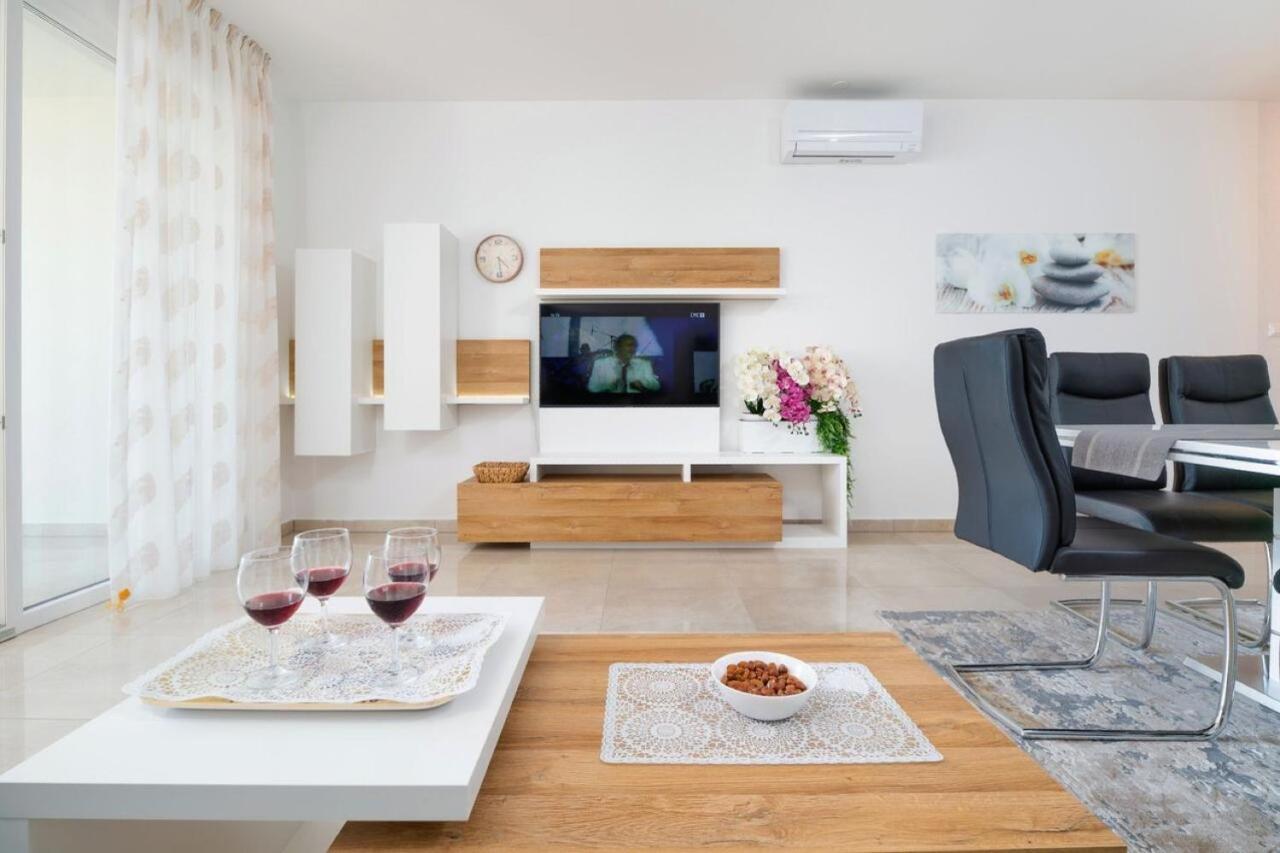 Sea View Apartment Ema Сплит Экстерьер фото